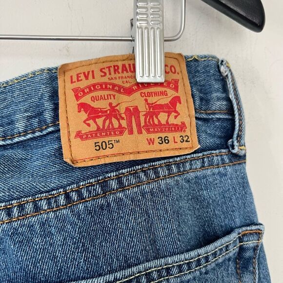 Levi's 505 Red Tab Medium Stone Wash Straight Leg Classic Denim Jeans 36x32 - Picture 10 of 14